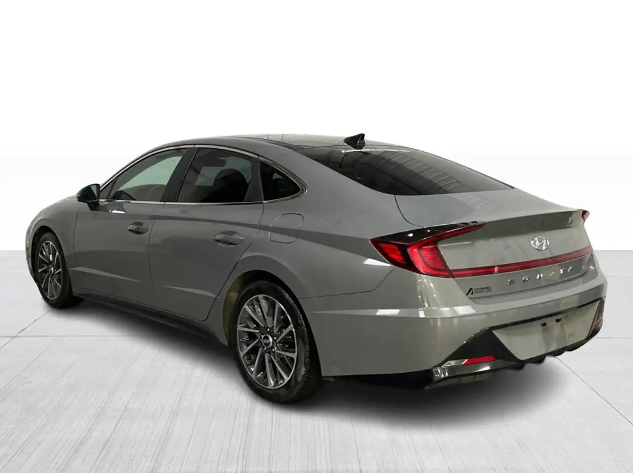 Hyundai SONATA снимка Hyundai SONATA