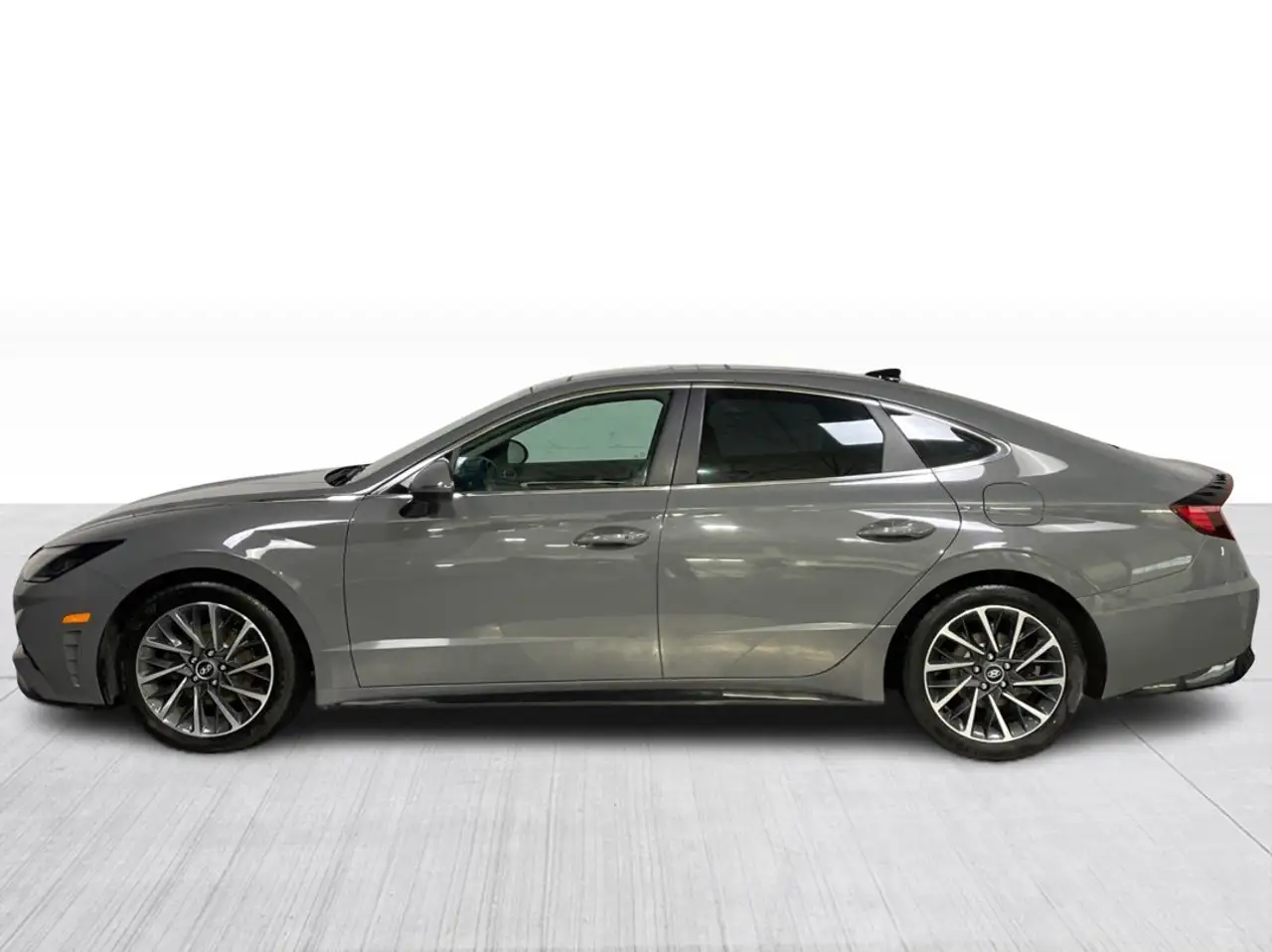 Hyundai SONATA снимка Hyundai SONATA