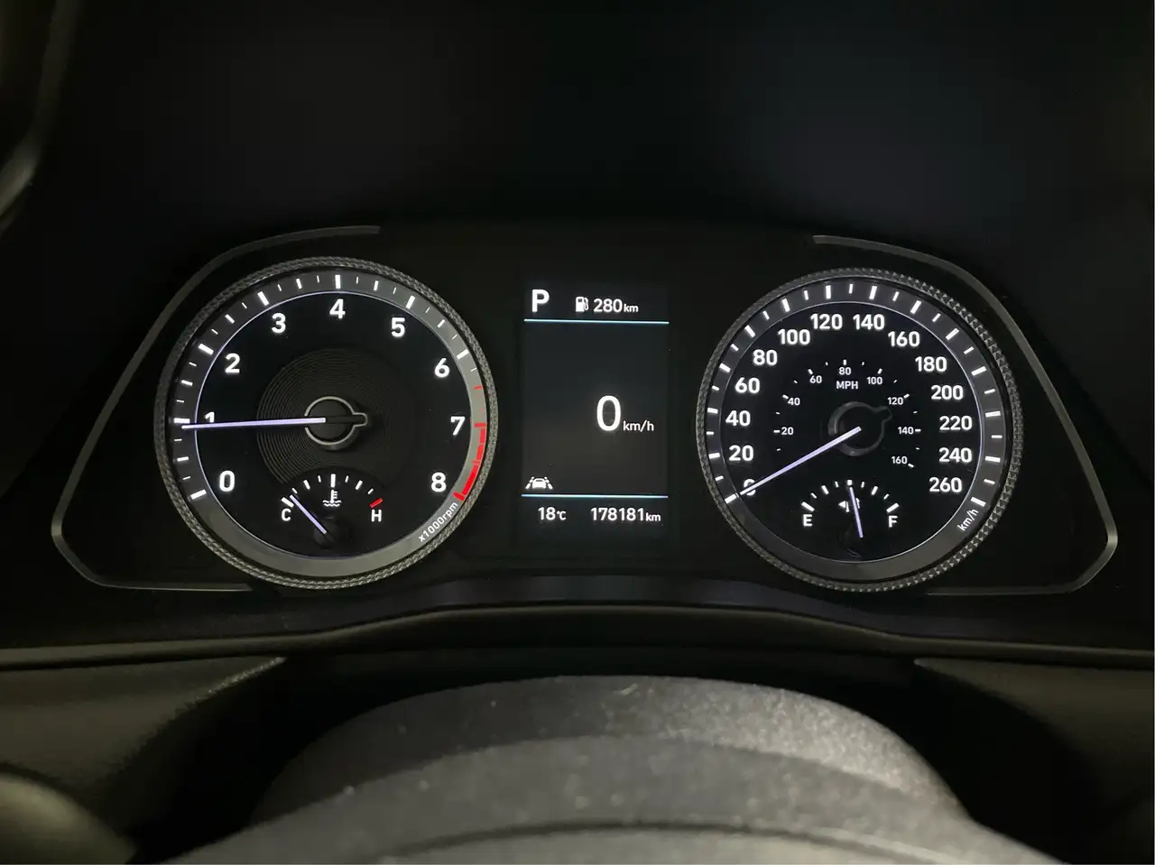 Hyundai SONATA снимка Hyundai SONATA