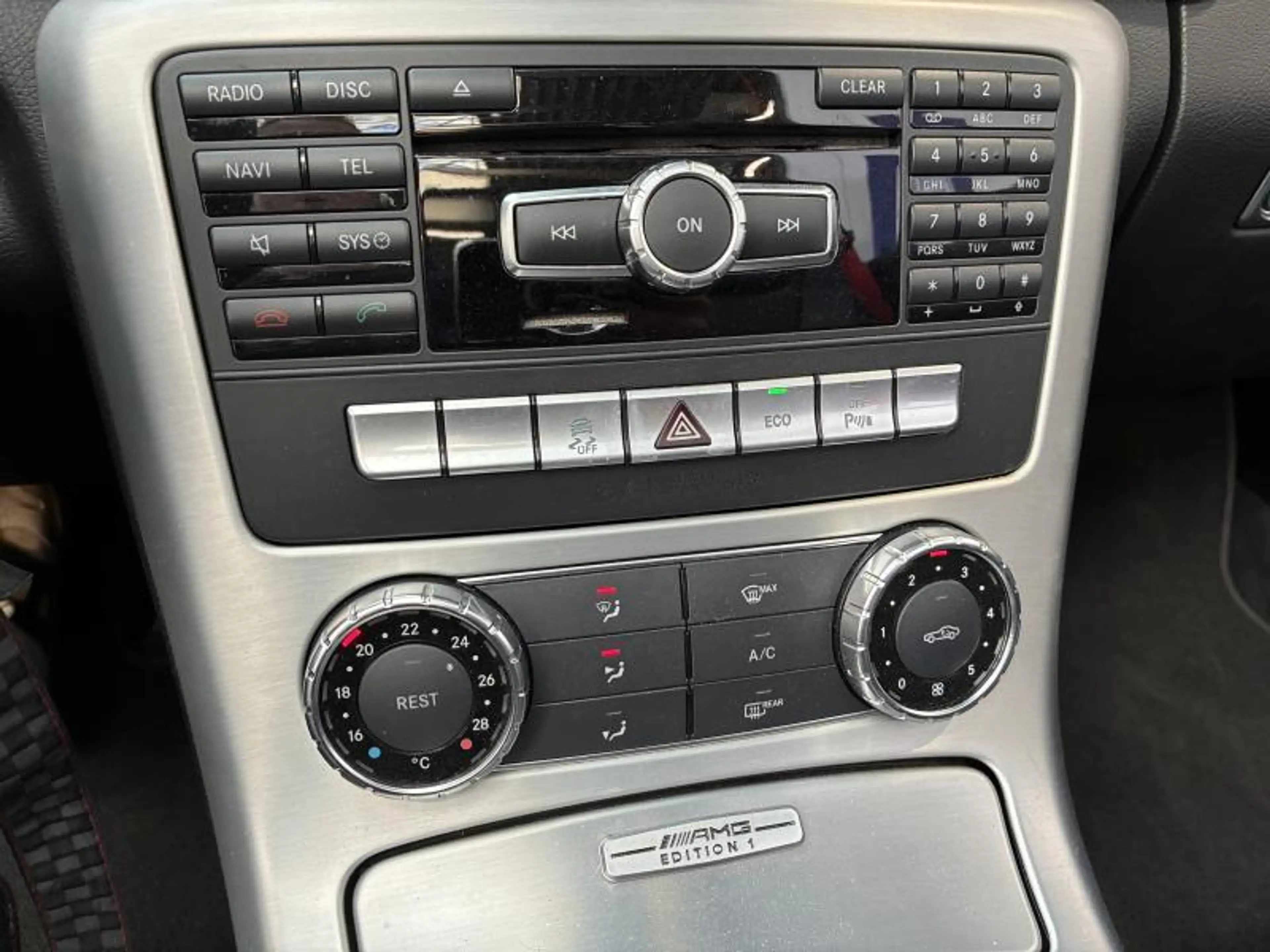 Mercedes-Benz SLK 250 AMG Pack — photo 11