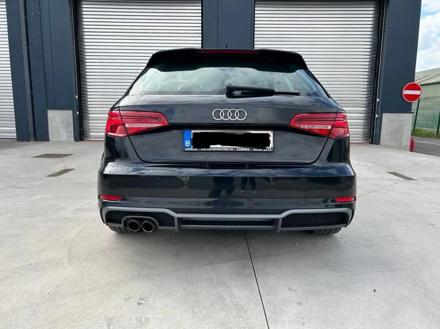 Audi A3 A3 Sportback 1.4 TFSI c.o.d. ultra S tronic Zwart - 1