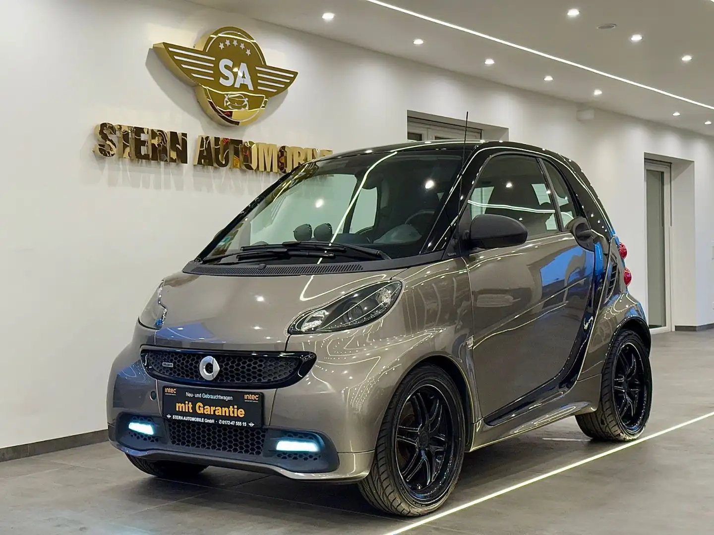 smart forTwo fortwo Brabus Pano/Navi/Klima/Automatik Grau - 1