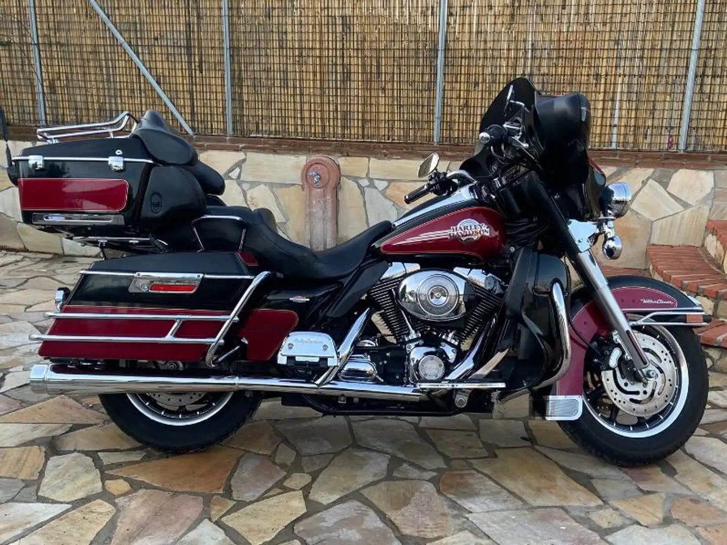 Harley-Davidson Electra Glide Classic Negru - 1