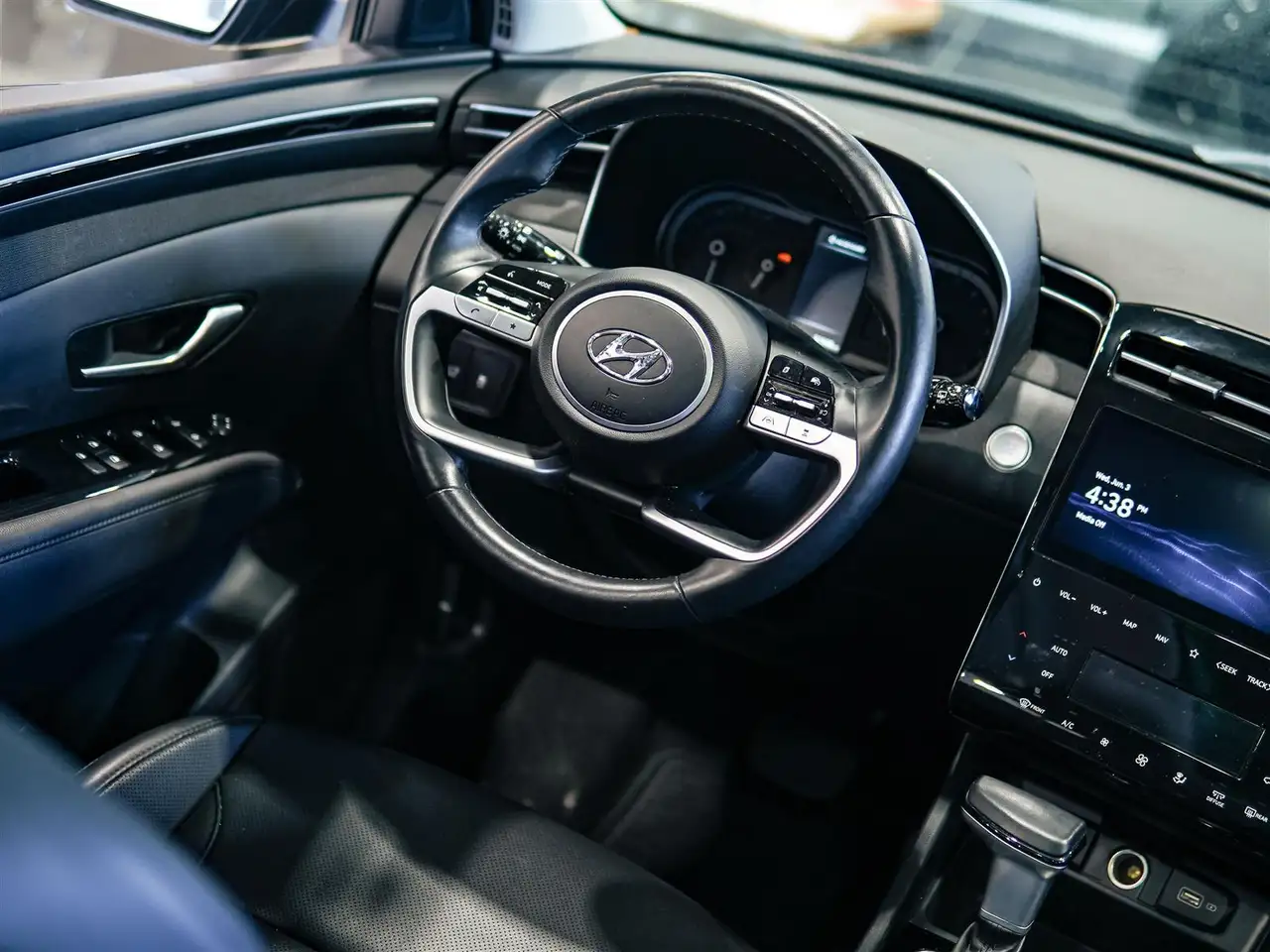 Hyundai TUCSON снимка Hyundai TUCSON