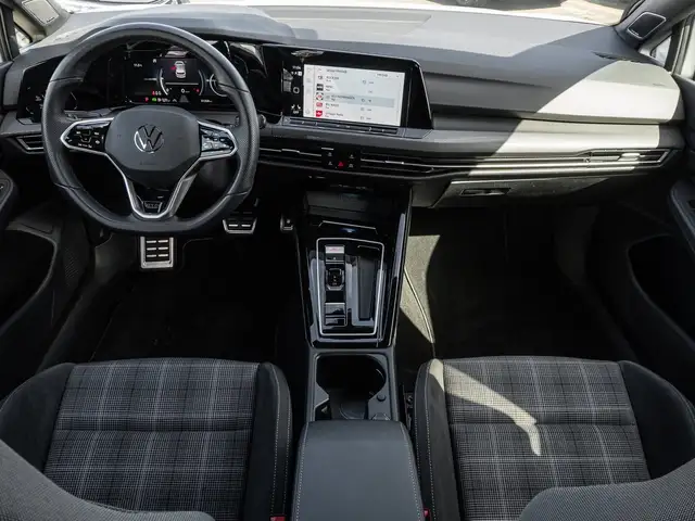 Volkswagen Golf view 11