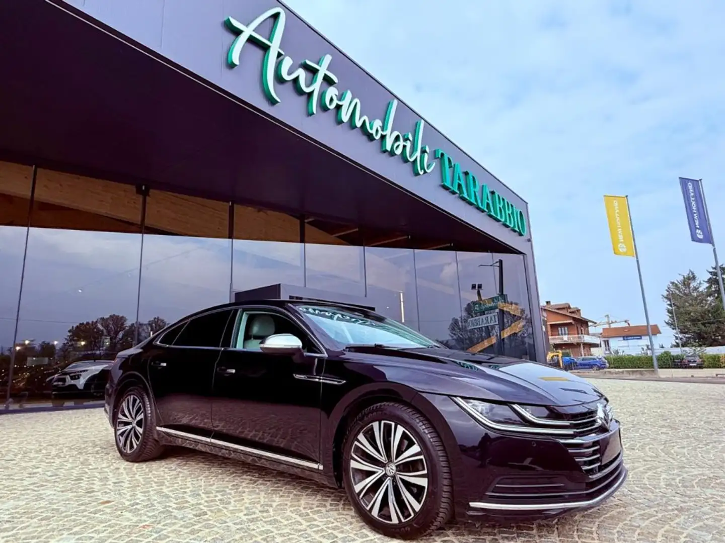 Volkswagen Arteon DIREZIONALE - FULL OPT - KM 69.000 - NO OBBLIGO FI Nero - 1