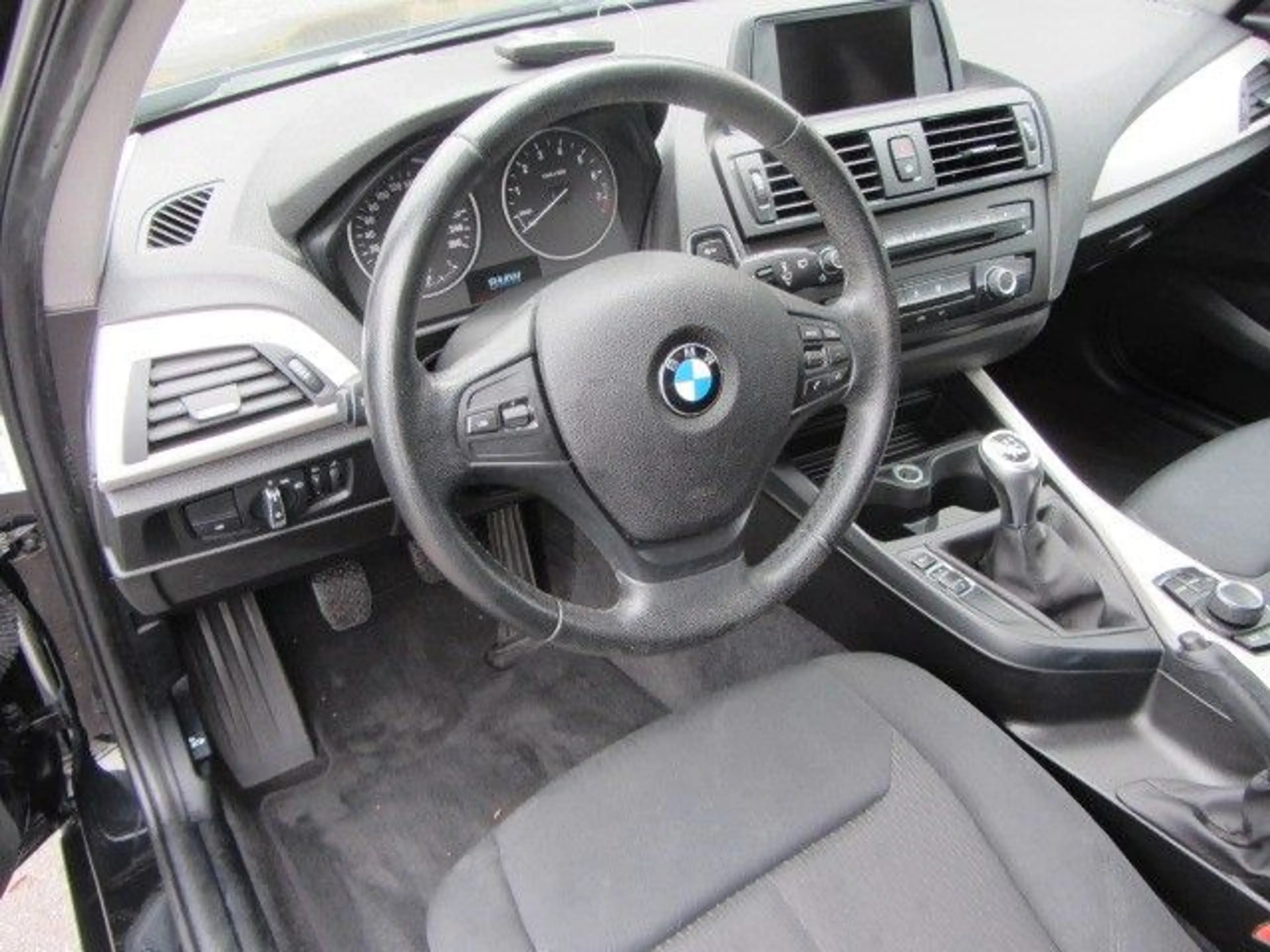 BMW 116 i PDC Klima Alu 2 Hand — photo 8