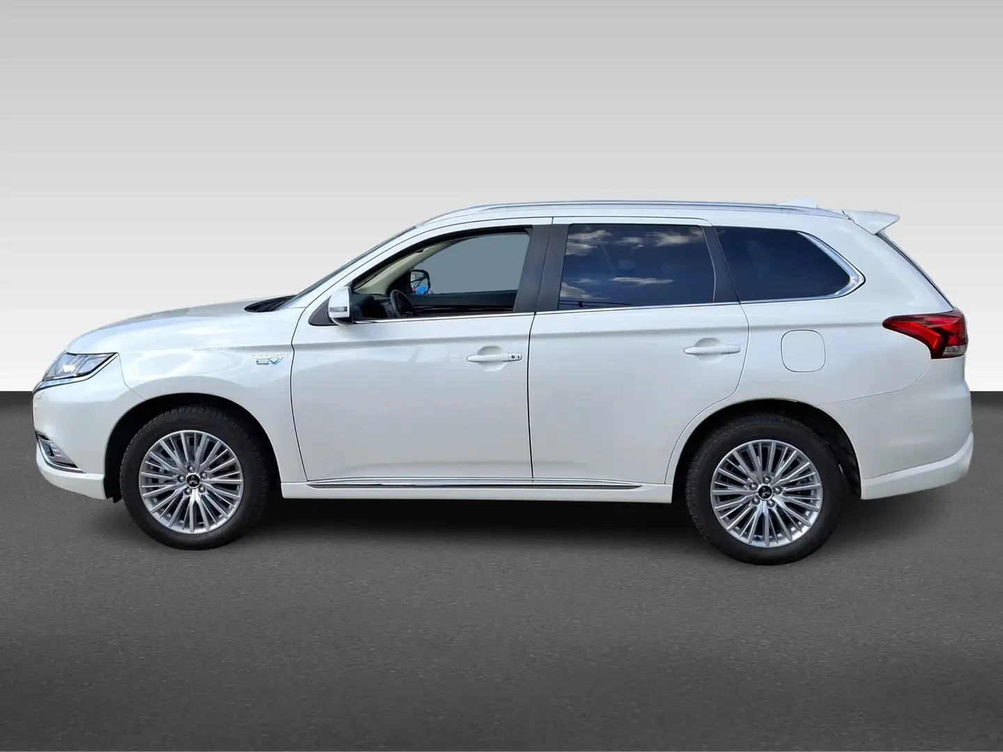 Mitsubishi Outlander 2.4 PHEV Intense Wit - 2