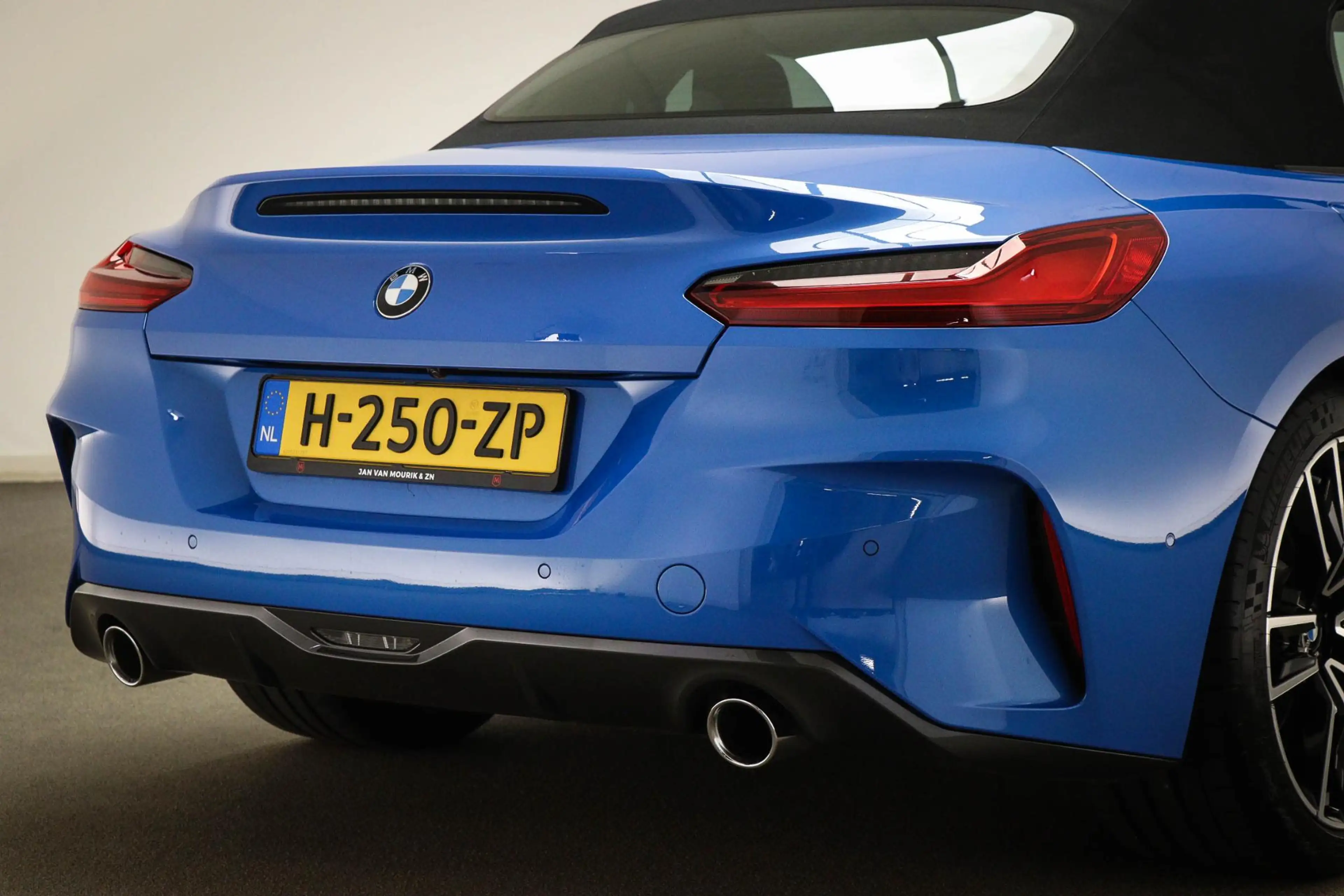 BMW Z4 Roadster sDrive20i High Executive Edition | M SPOR — photo 24