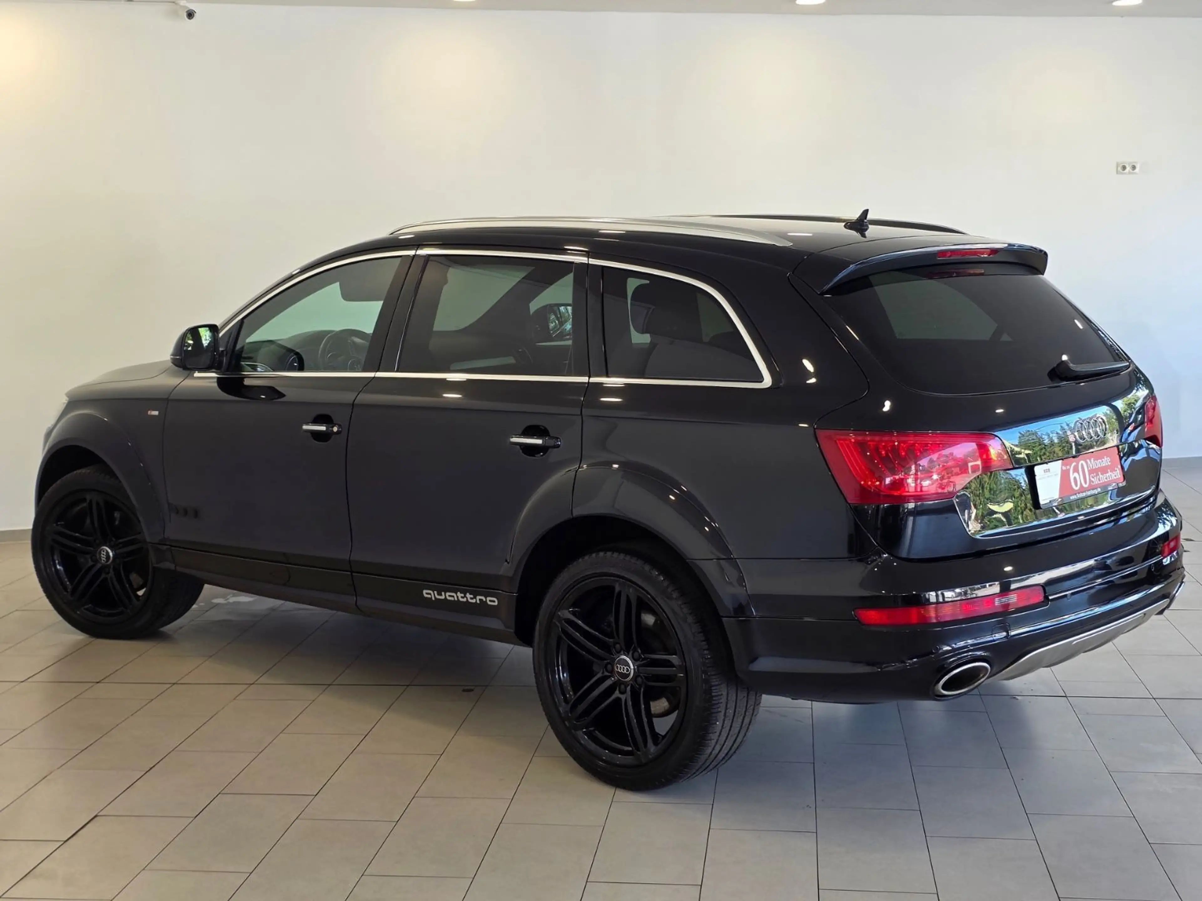 Audi Q7 3.0 TDI Quattro S-Line V12-Paket 7-Sitze 1-HD — photo 7