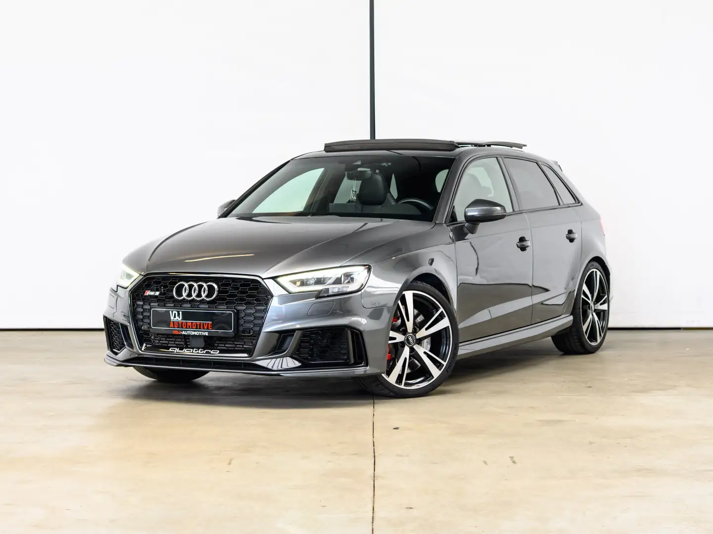 Audi RS3 Sportback 2.5 TFSI | GARANTIE | PANO | KUIPSTOELEN Gris - 1