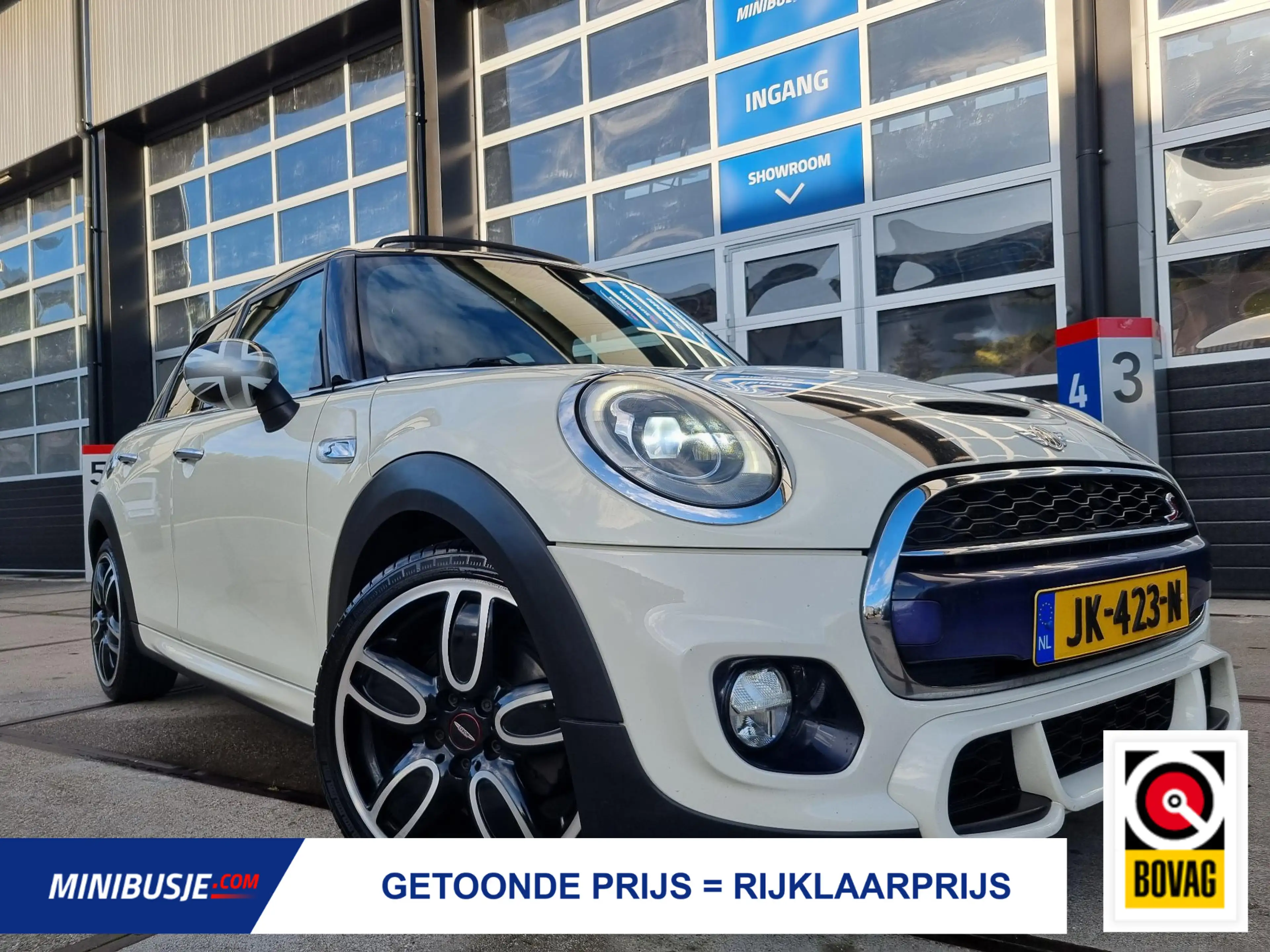 MINI Cooper S 5-Deurs 2.0 Serious Business Aut. SPORTLEER / PANO