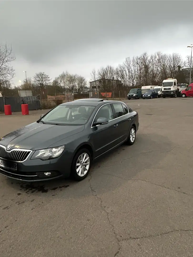 Skoda Superb 1.6 DSG - 1