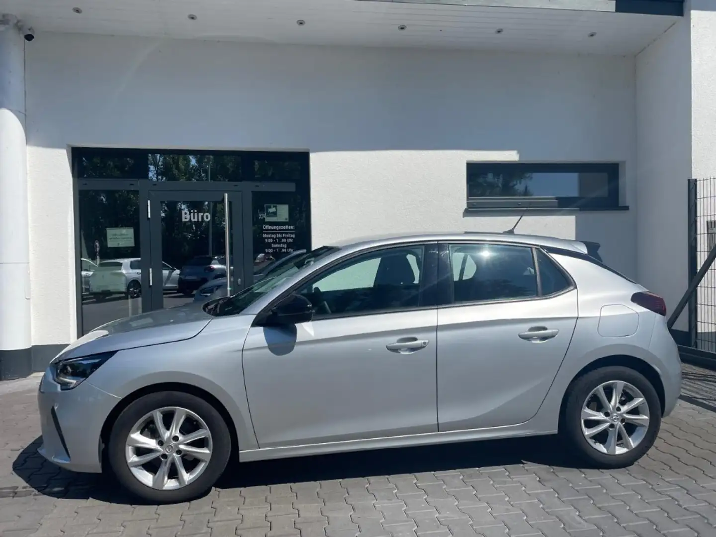 Opel Corsa 1.2 Edition LED- Navi- PDC- Dig.Tacho-Alu - 2