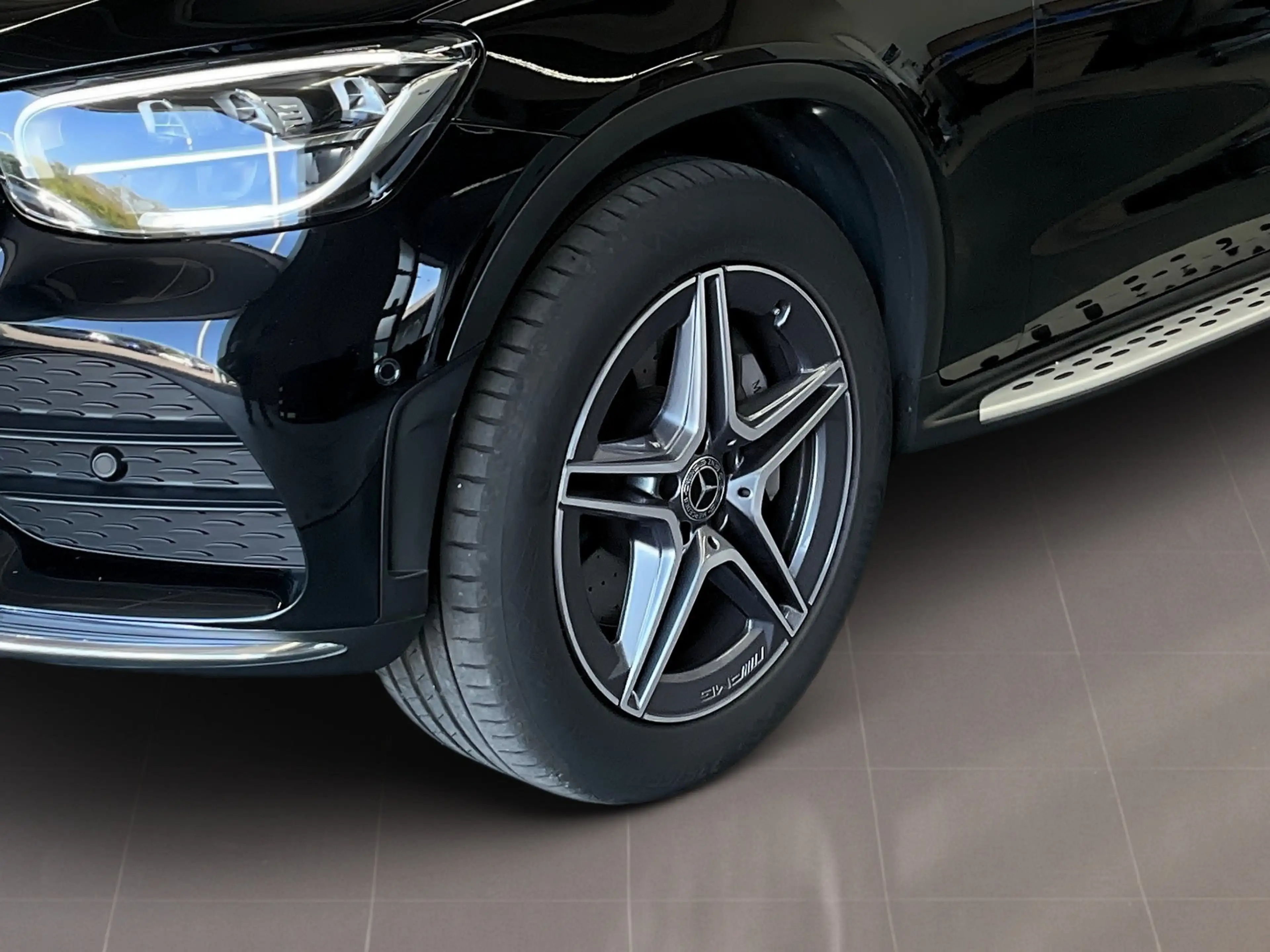 Mercedes-Benz GLC 400 AMG LINE 330PS AUTOMATIK 4MATIC AHK.STHZG.PANO.LED — photo 7