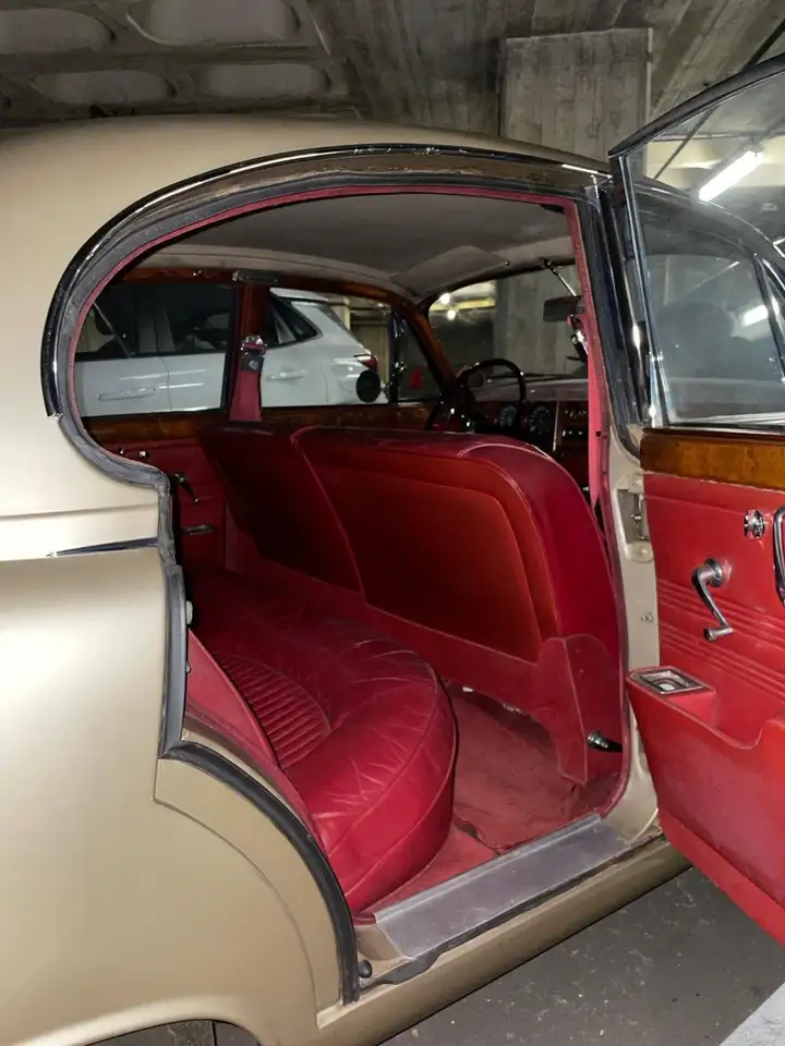 Jaguar S-Type 3.8 V6, foto 4