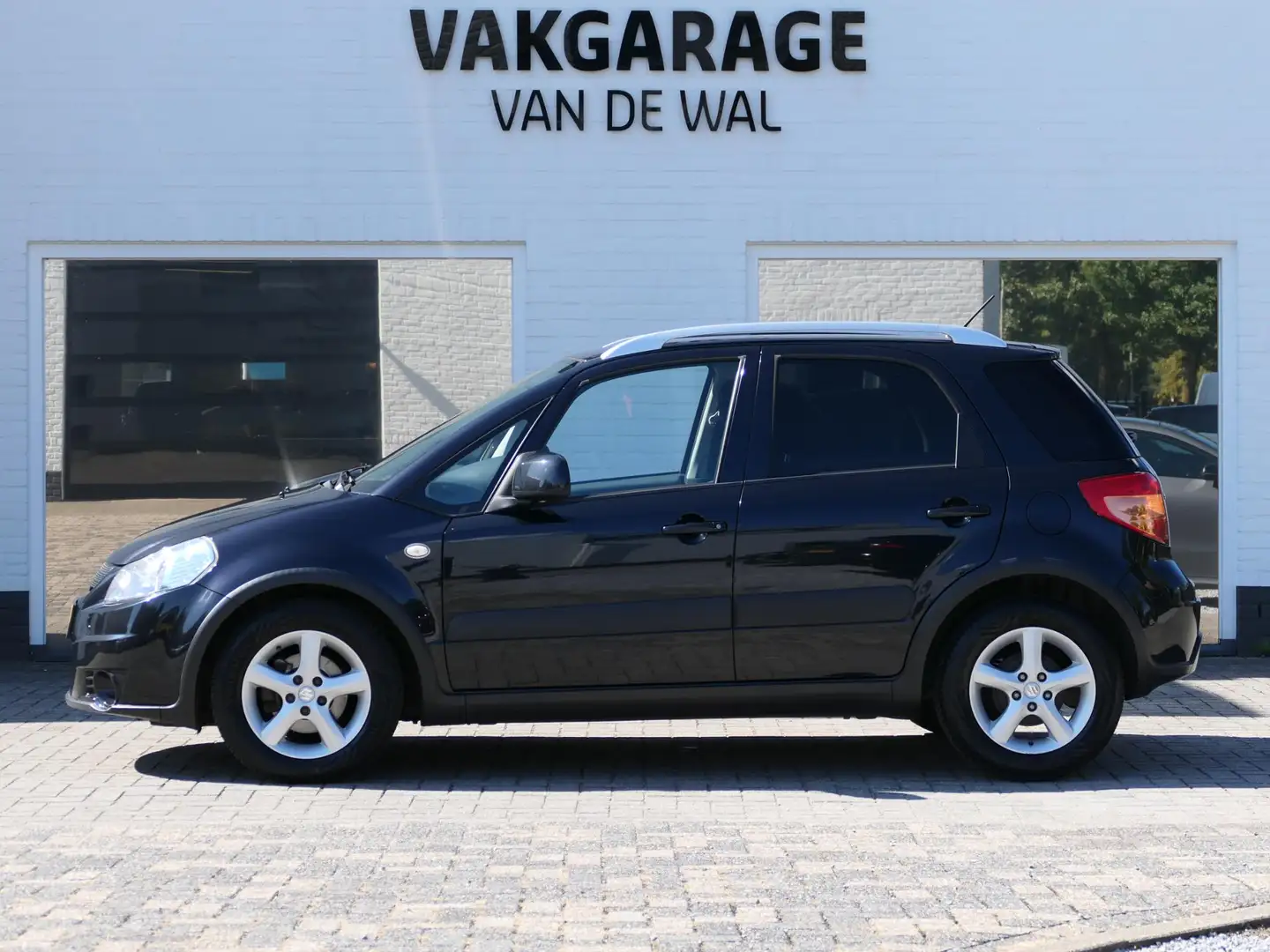Suzuki SX4 1.6 Shogun | Recent nieuw onderhoud + apk | Airco Noir - 2