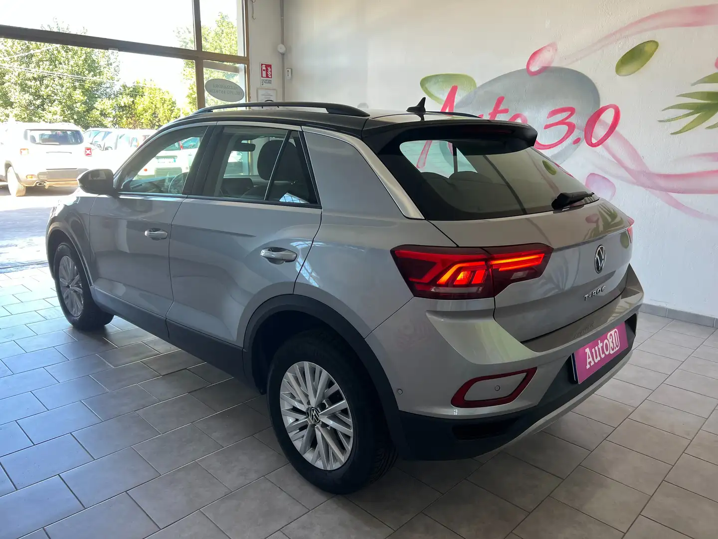 Volkswagen T-Roc T-Roc I 2022 2.0 tdi Life 115cv Zilver - 2