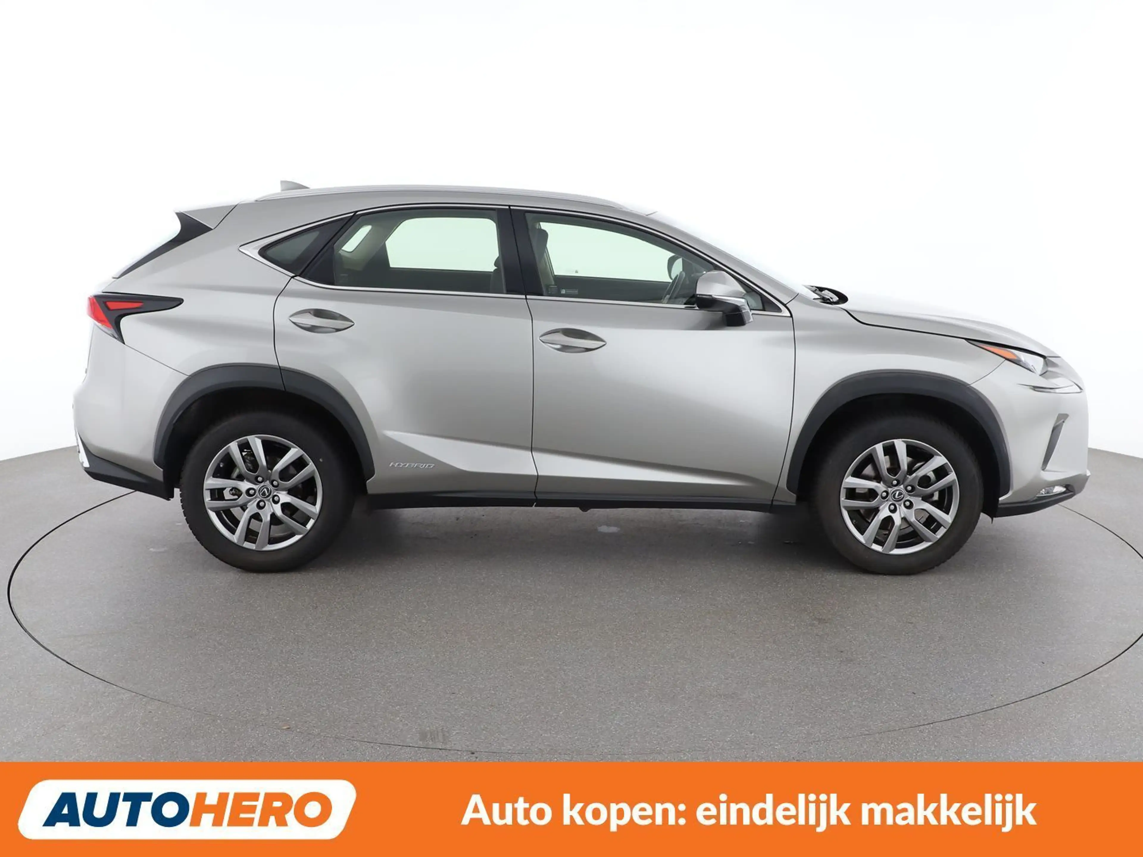 Lexus NX 300h NX 300h E-Four Business Line — photo 7