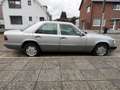 Mercedes-Benz E 220 Benzine - thumbnail 3