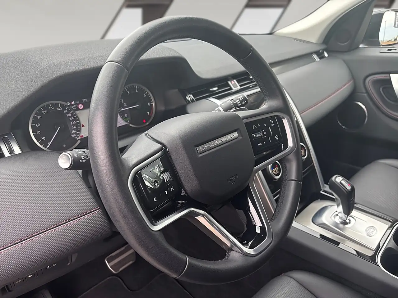 Land Rover Discovery Sport P300e PHEV AWD R-Dynamic S Aut., миниатюра 9