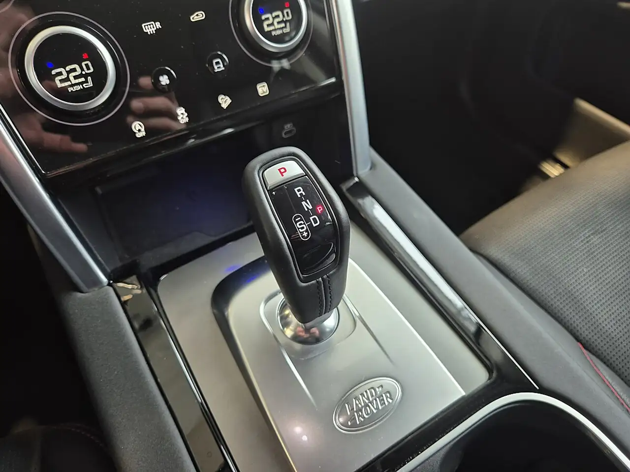 Land Rover Discovery Sport P300e PHEV AWD R-Dynamic S Aut., миниатюра 15