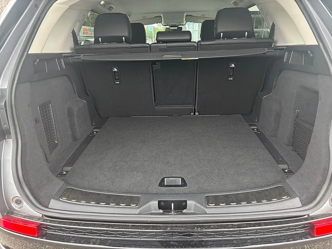 Land Rover Discovery Sport P300e PHEV AWD R-Dynamic S Aut., миниатюра 18