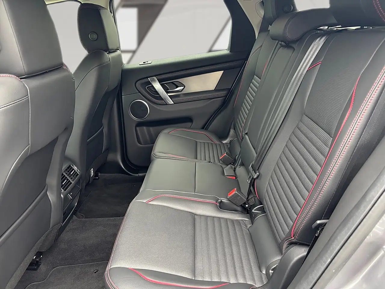 Land Rover Discovery Sport P300e PHEV AWD R-Dynamic S Aut., миниатюра 17
