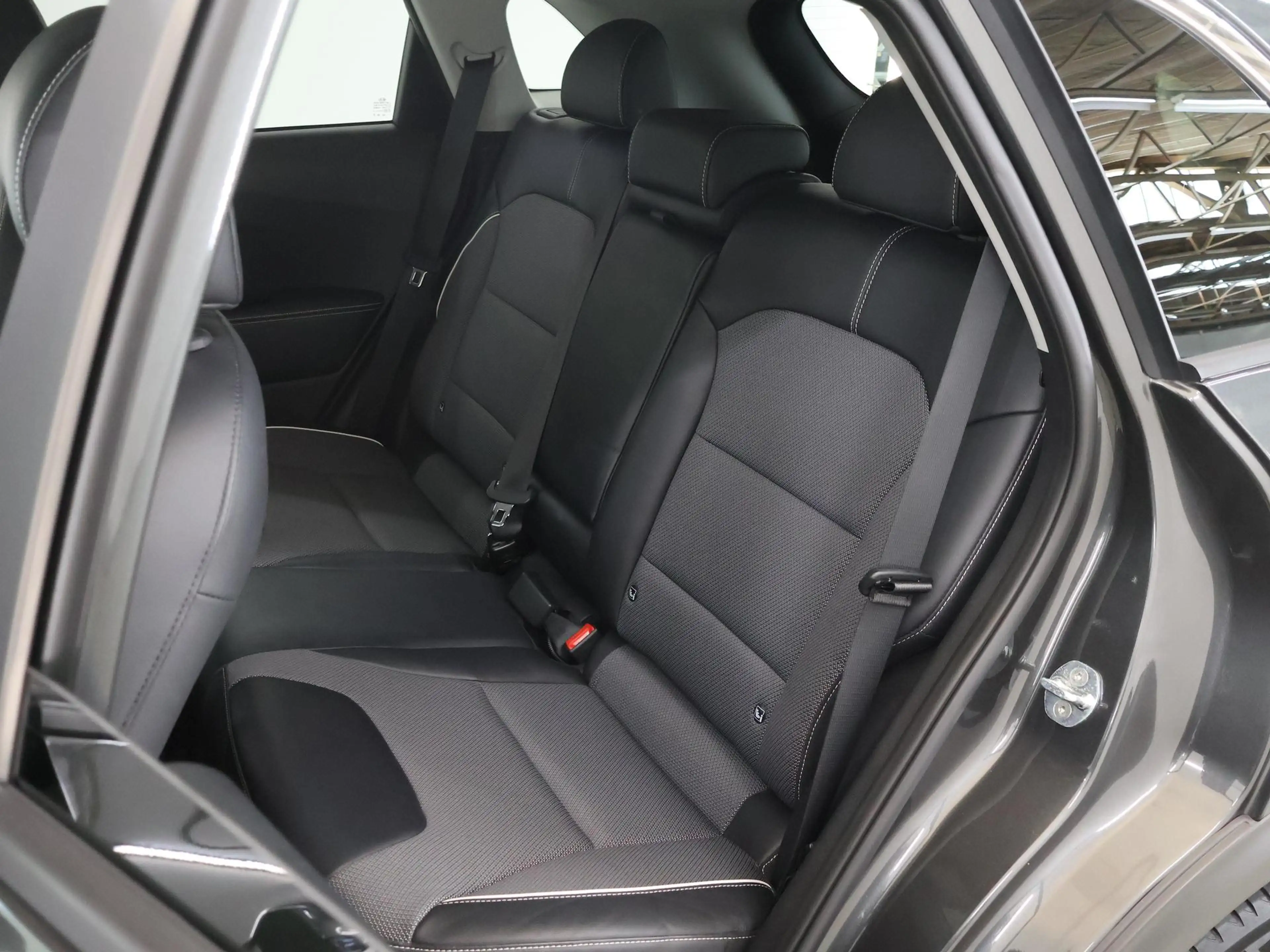 Kia e-Niro DynamicPlusLine 64 kWh | Schuifdak | Stoel/Stuurve — photo 11