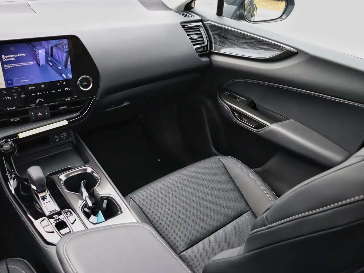 Lexus NX fotografie Lexus NX