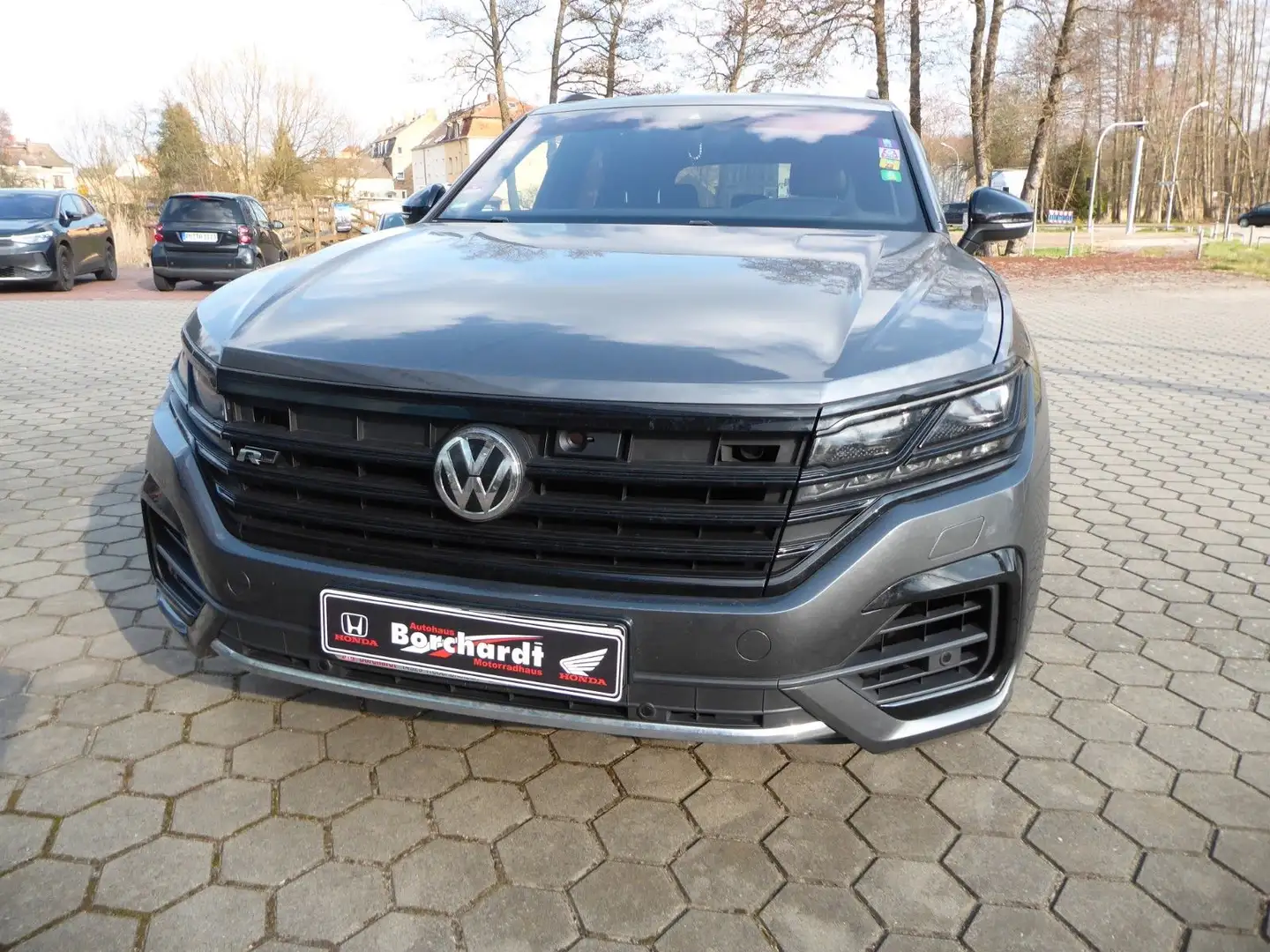 Volkswagen Touareg R-Line 4Motion Black-Line, Nachtsicht Grau - 1