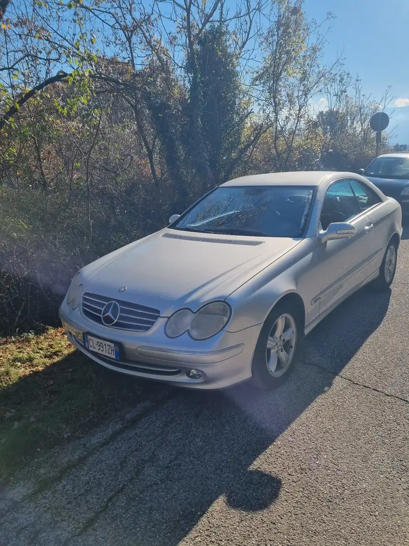Mercedes-Benz CLK 270 Coupe cdi Avantgarde - 2