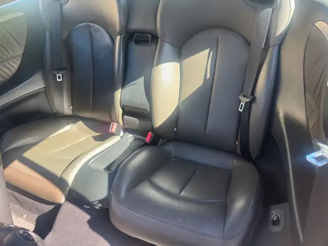 Mercedes-Benz CLK view 12