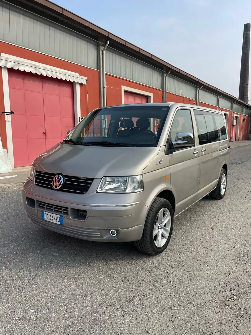 Volkswagen Transporter Caravelle - 1