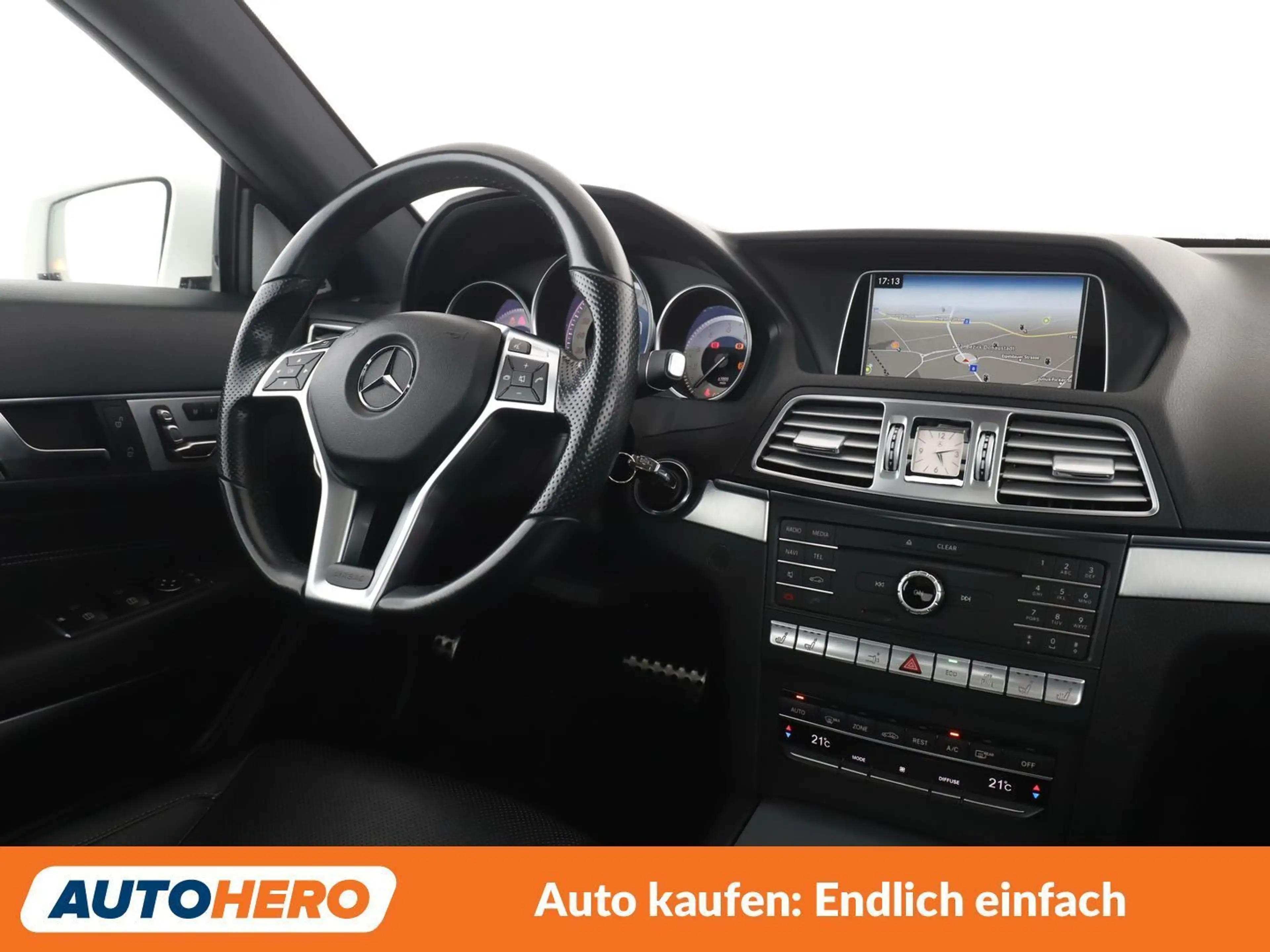 Mercedes-Benz E 250 E 250 CGI AMG Line Aut. *LED*NAVI*SPUR*TOT*360* — photo 13