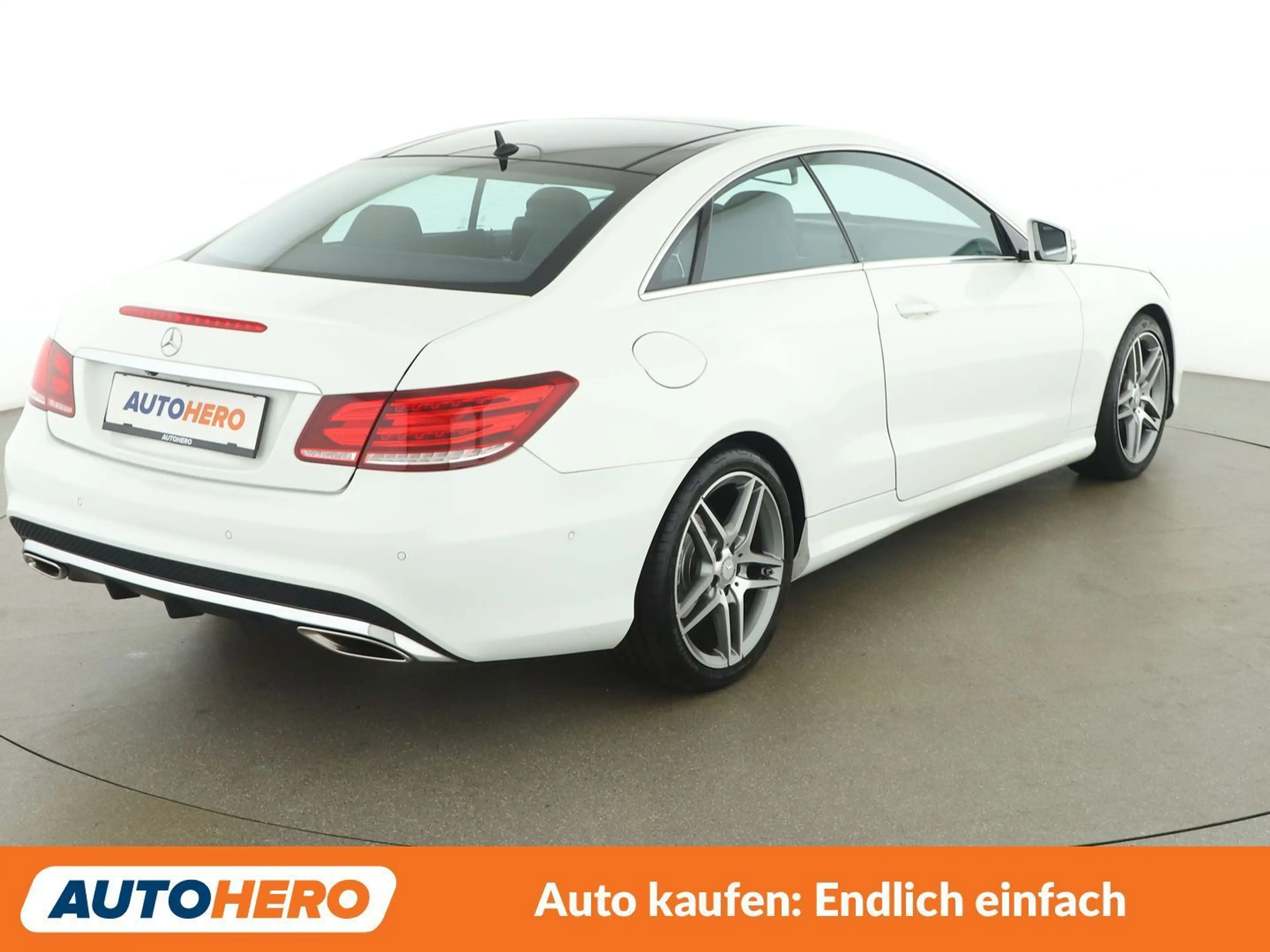 Mercedes-Benz E 250 E 250 CGI AMG Line Aut. *LED*NAVI*SPUR*TOT*360* — photo 6