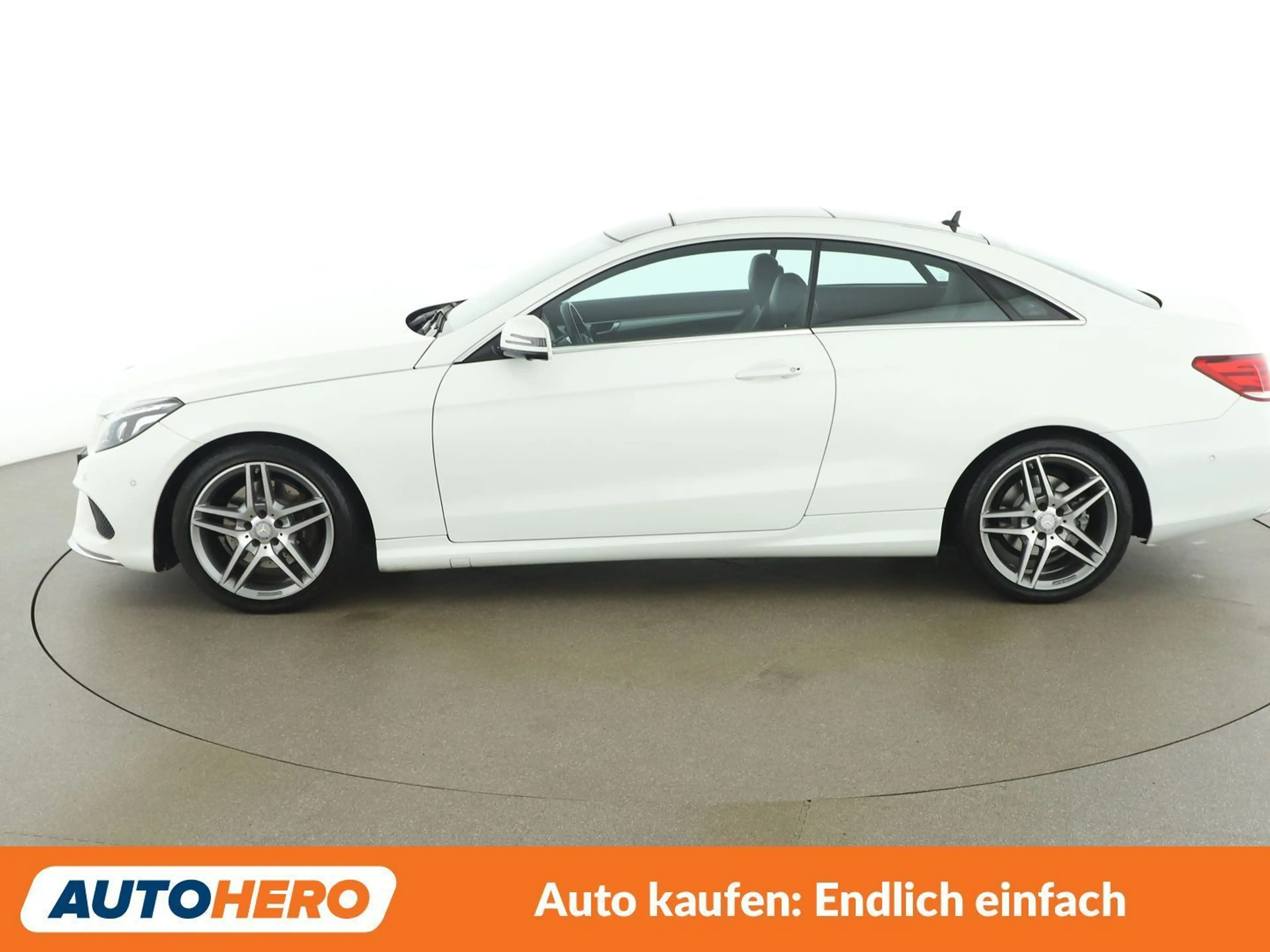 Mercedes-Benz E 250 E 250 CGI AMG Line Aut. *LED*NAVI*SPUR*TOT*360* — photo 3