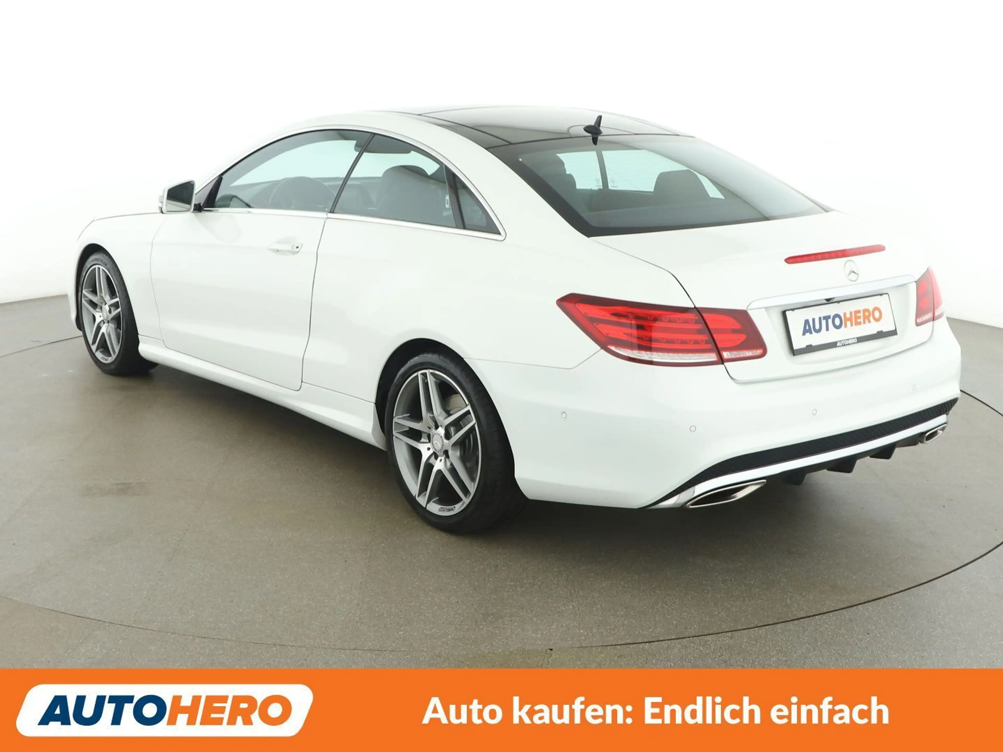 Mercedes-Benz E 250 E 250 CGI AMG Line Aut. *LED*NAVI*SPUR*TOT*360* — photo 4