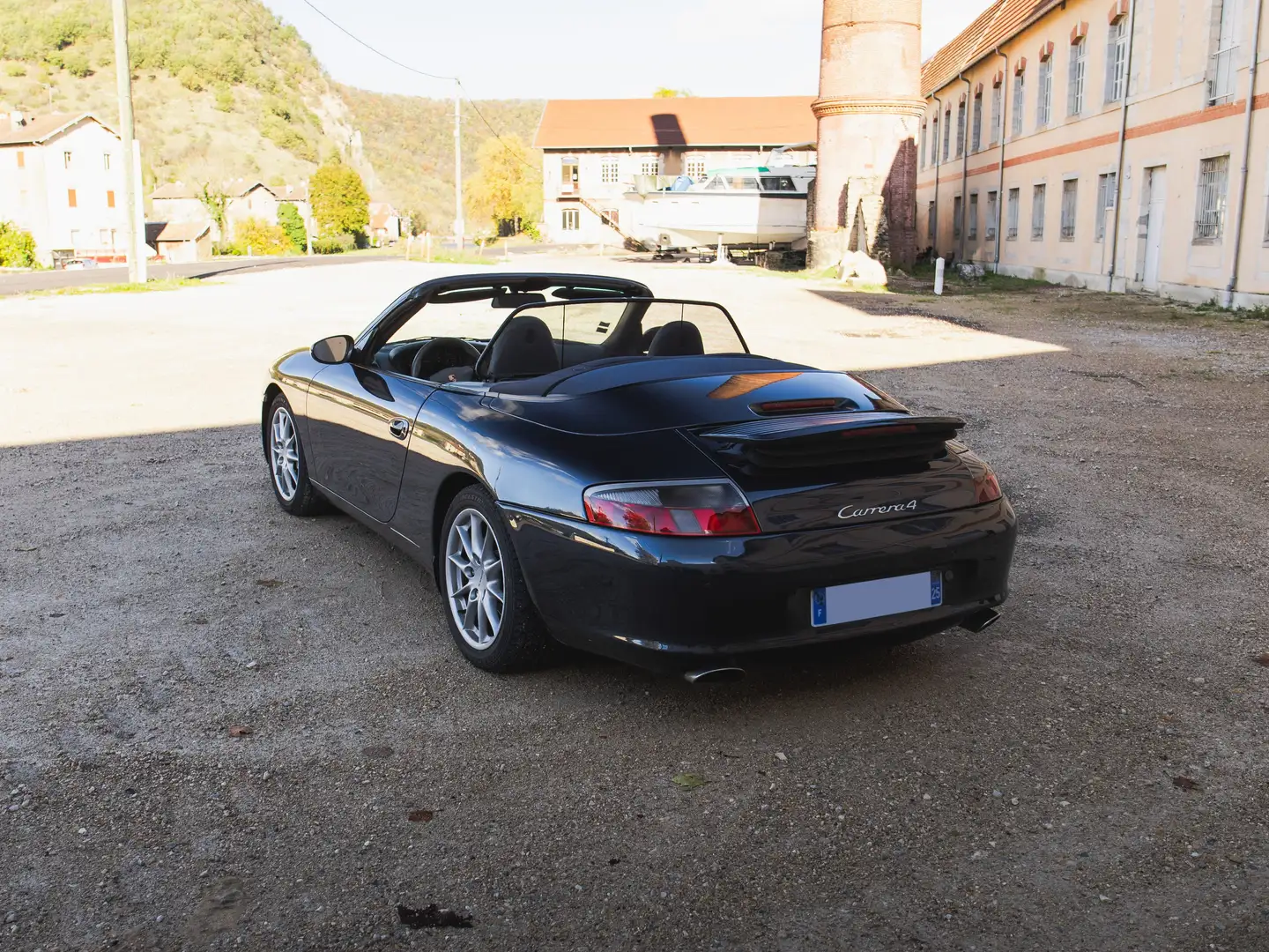 Porsche 996 911 3.6i Tiptronic S siva - 2