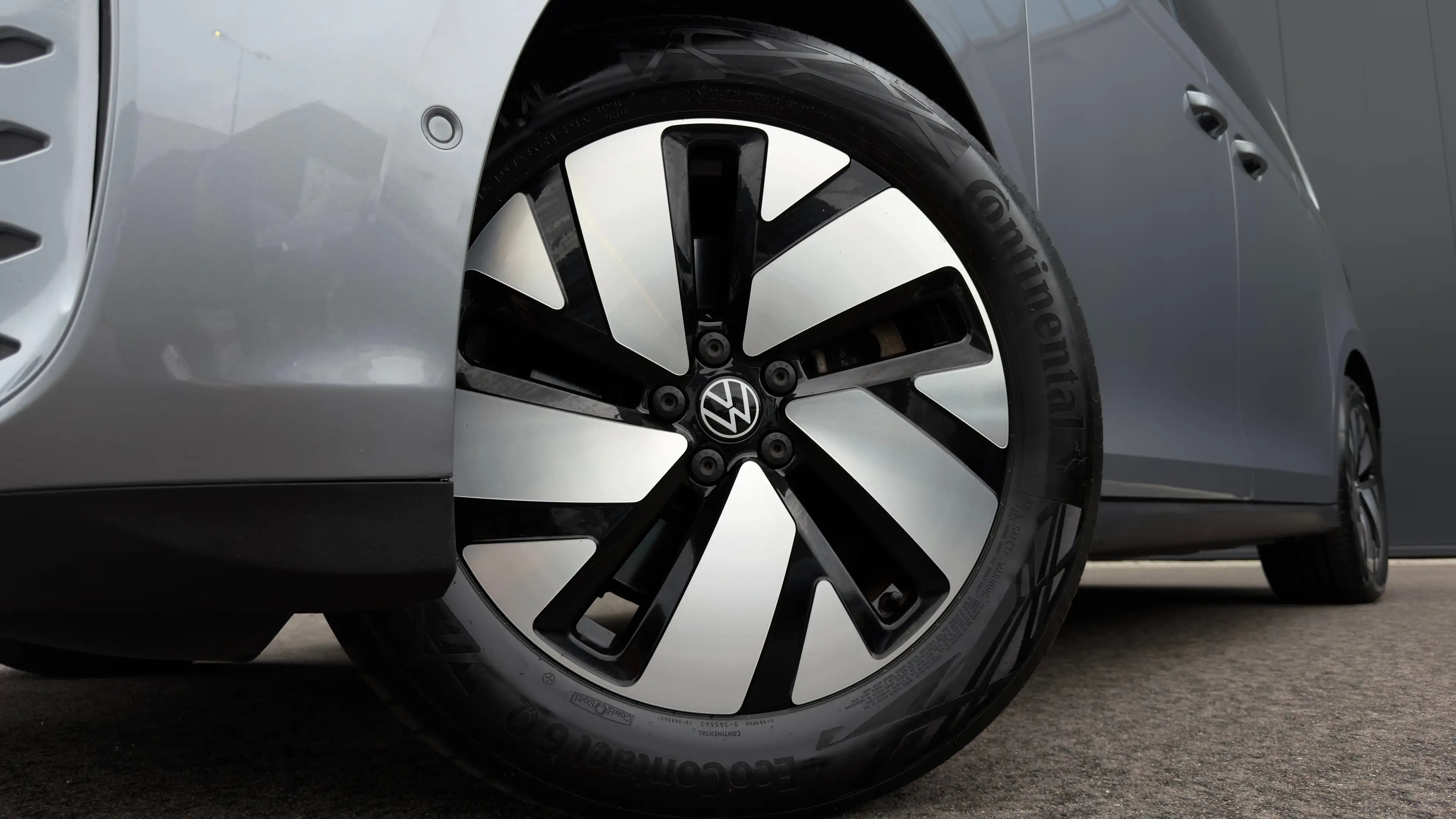 Volkswagen ID. Buzz Pro 77kWh SOH 95,6% | Trekhaak | Camera | Elec. Ac — photo 20
