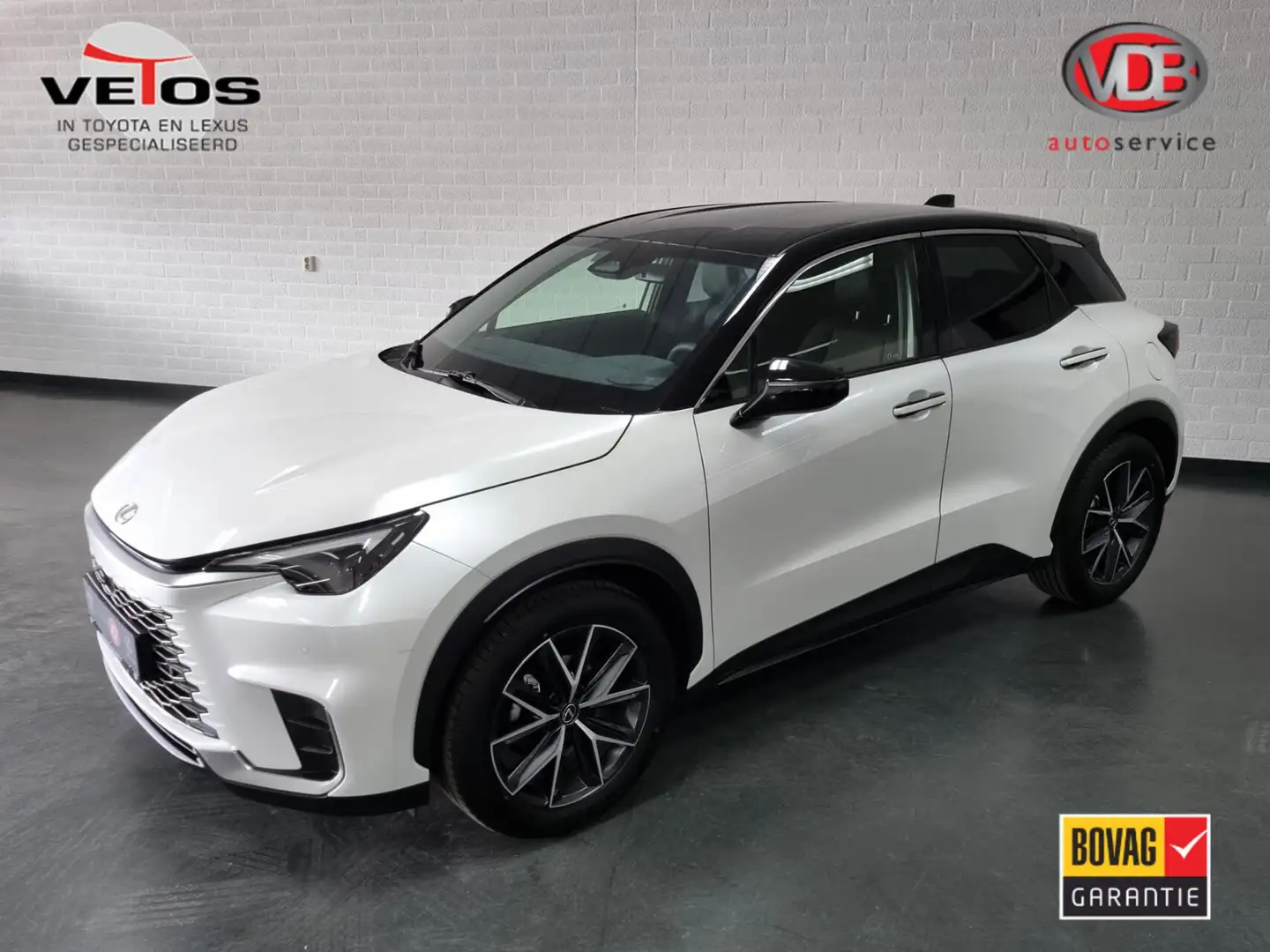 Lexus LBX Emotion 2WD / Bi-Tone / TechPack / Elektr. Achterk Blanc - 1