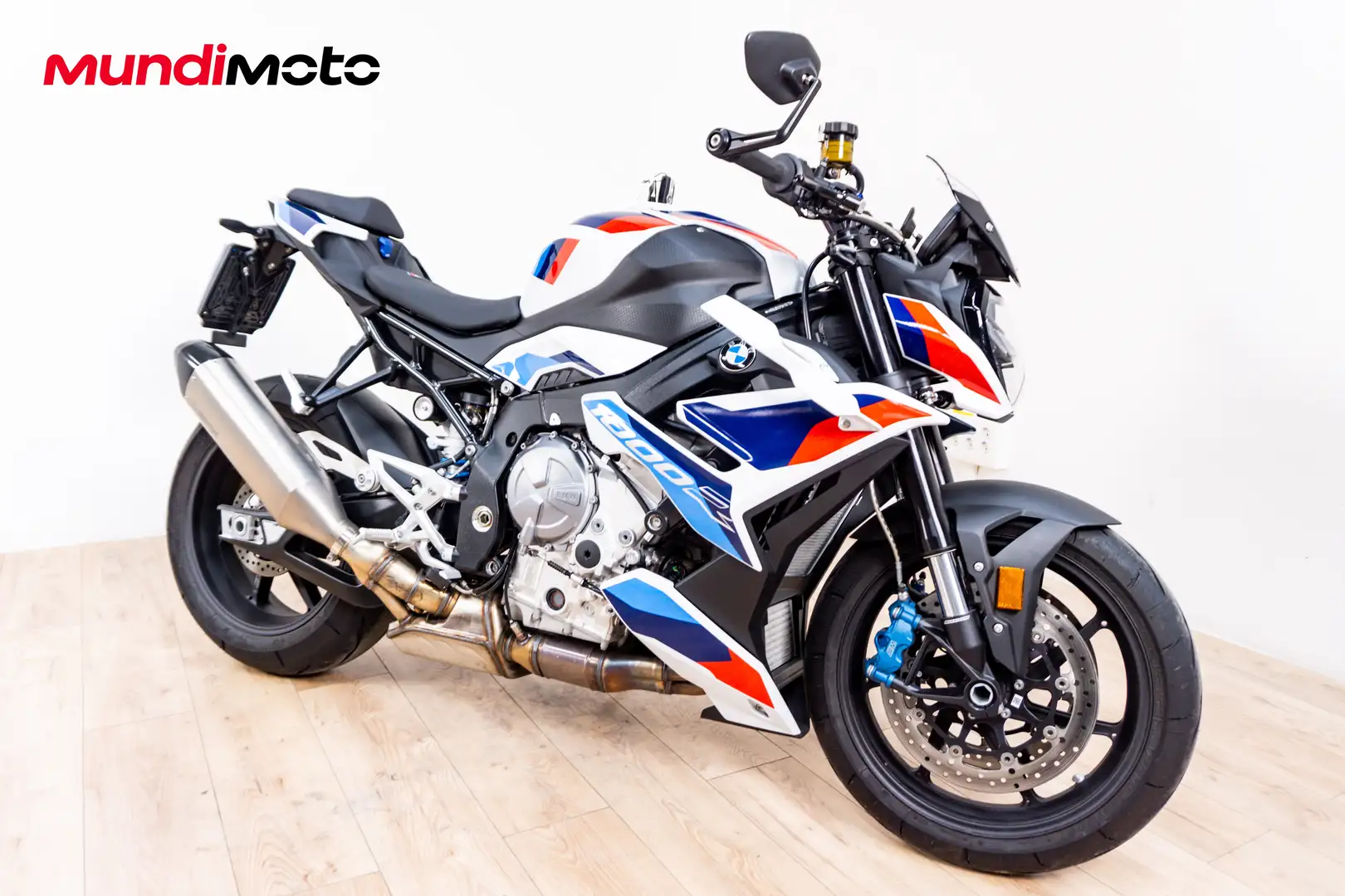 BMW M 1000 R - 2