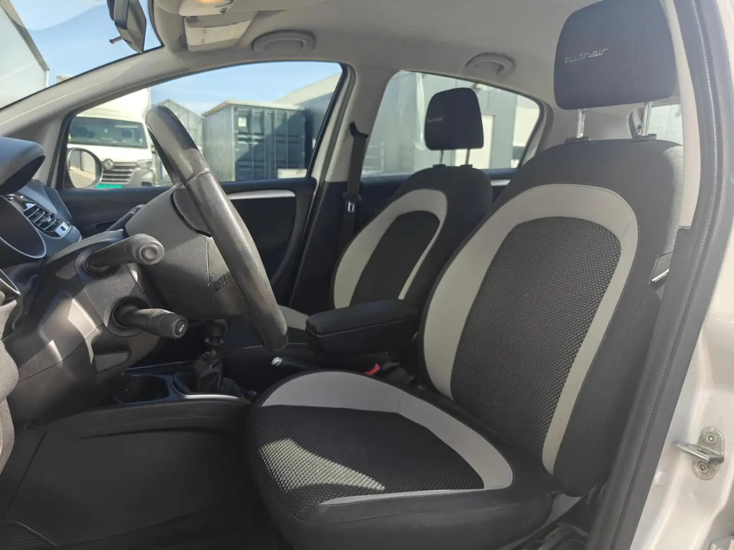 Fiat Punto Evo 0.9 TwinAir Lounge Grau - 2