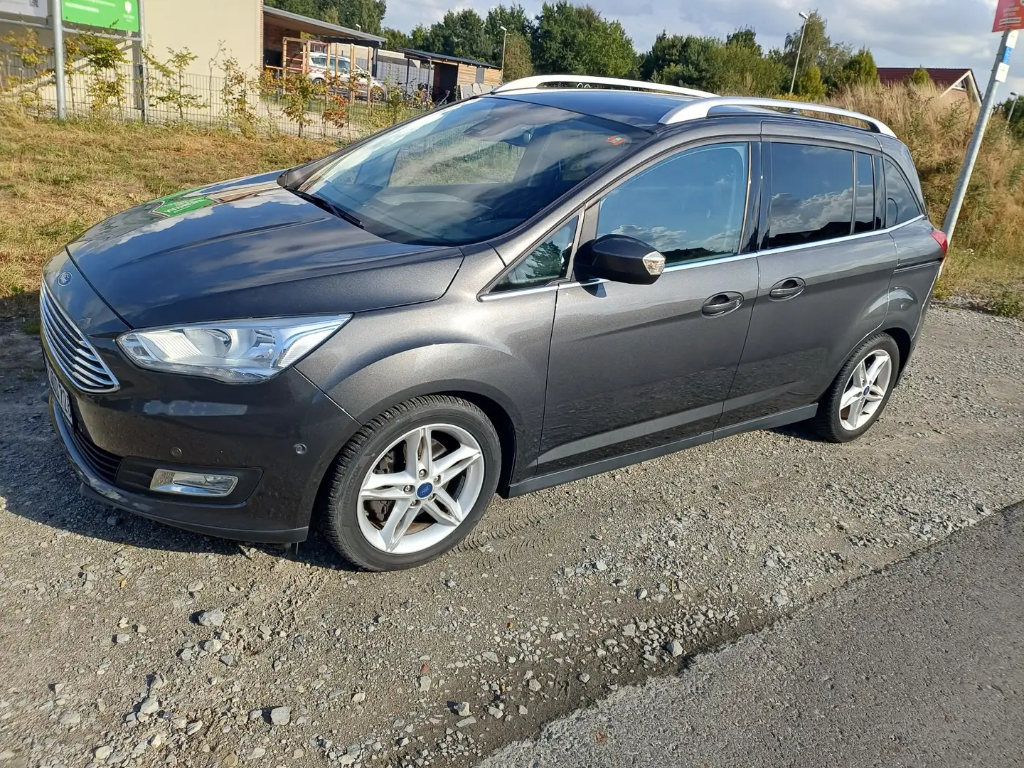 Ford Grand C-Max 1.0 EcoBoost Start-Stopp-System Titanium - 2