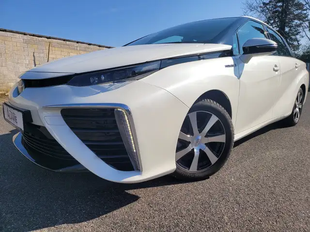 Toyota Mirai *WASSERSTOFF* *LEDER*NAVI*JBL*ACC*LED*SHZ