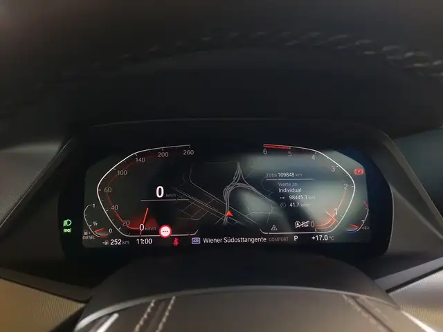 BMW X5 view 24