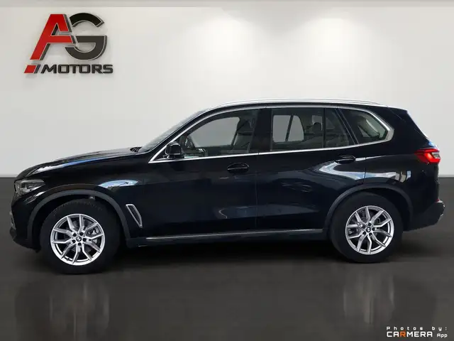 BMW X5 view 8