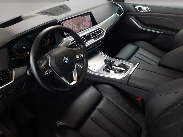 BMW X5 view 17
