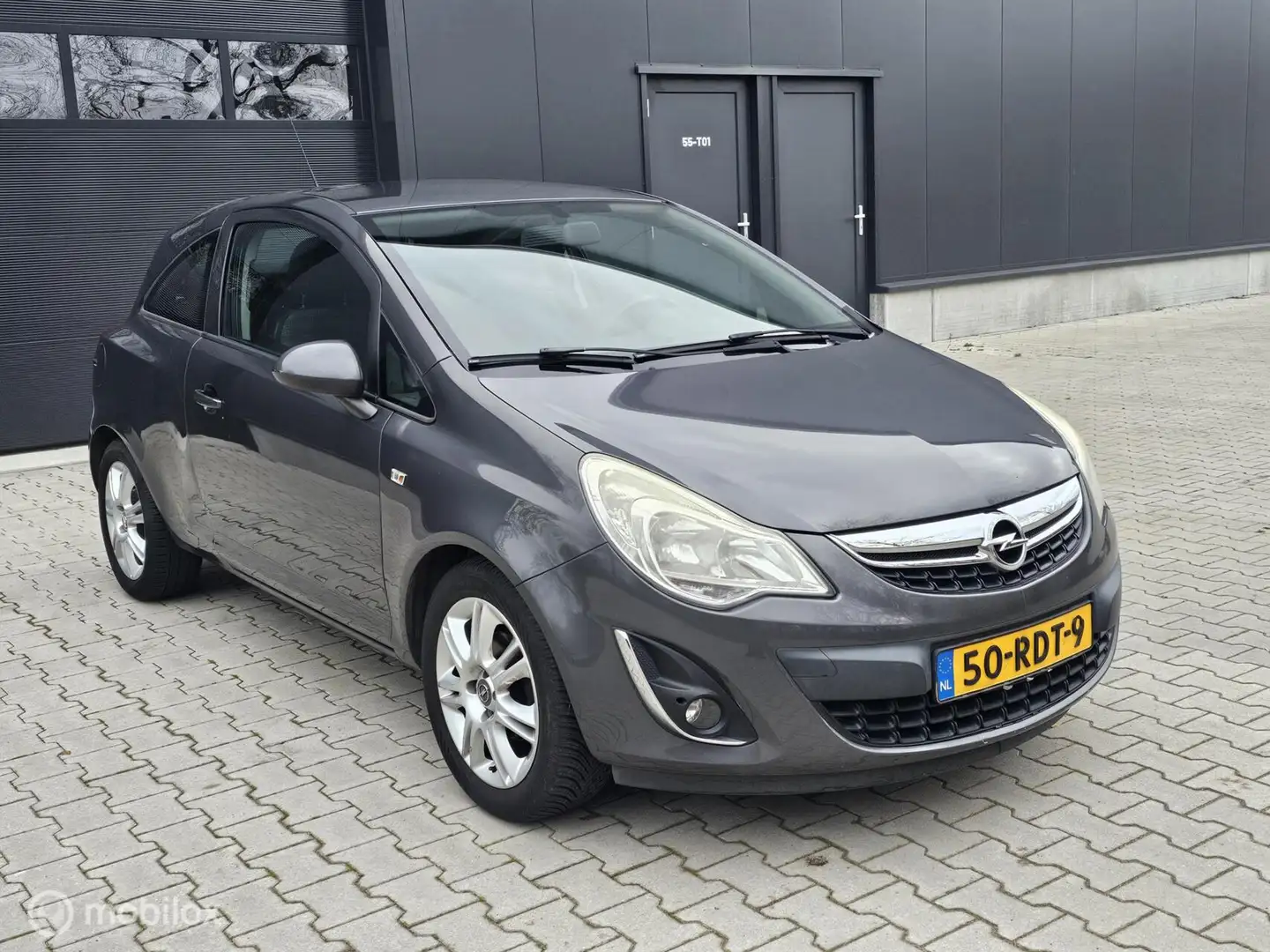 Opel Corsa 1.2-16V Cosmo, Airco, Cruise-Control & nieuwe APK Gris - 2