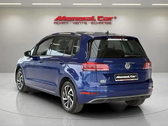 Volkswagen Golf view 9